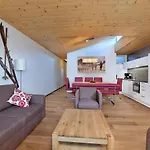 Daire Residenz Wildkogelbahnen 15 *
